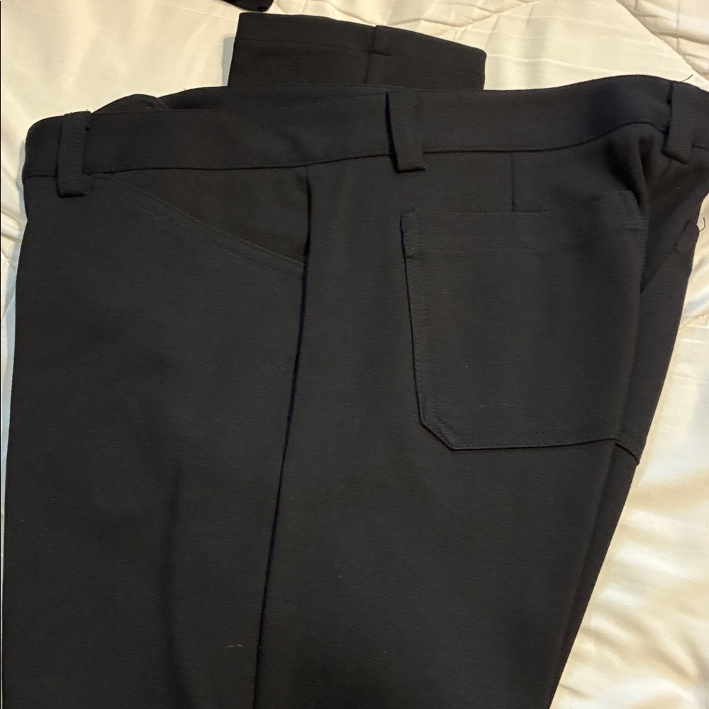 Andrew Marc Women’s Pants